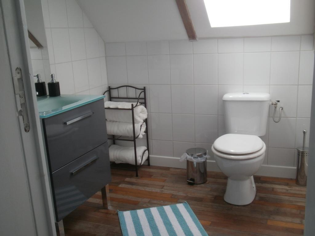 Gites Du Manoir Runan Bagian luar foto