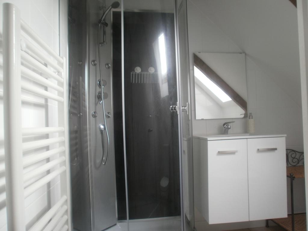 Gites Du Manoir Runan Bagian luar foto