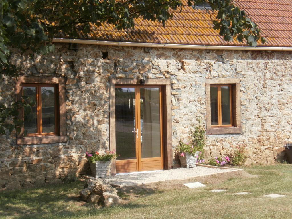 Gites Du Manoir Runan Bagian luar foto