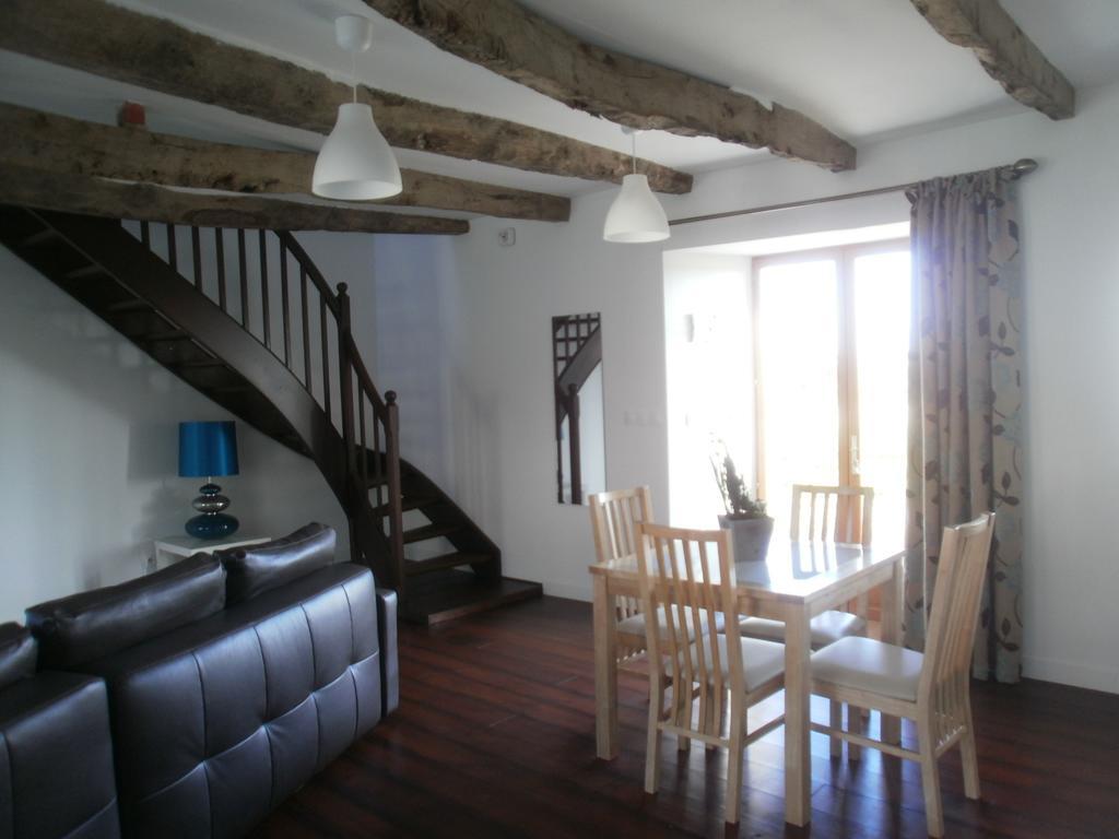 Gites Du Manoir Runan Bagian luar foto